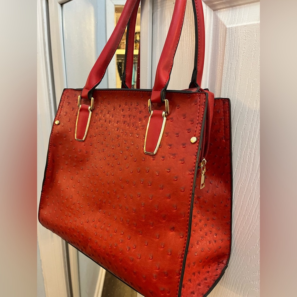 Purse - Picture 2 of 3